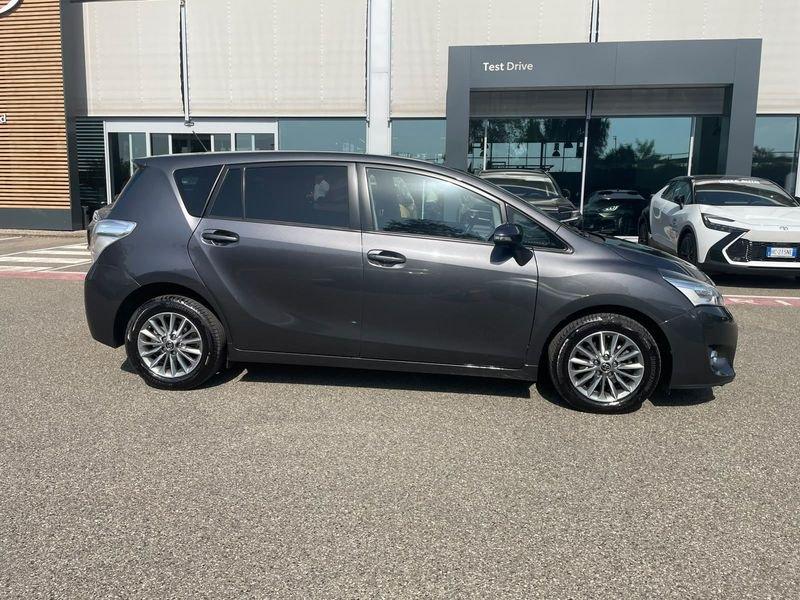 Toyota Verso 1.6 D-4D Active