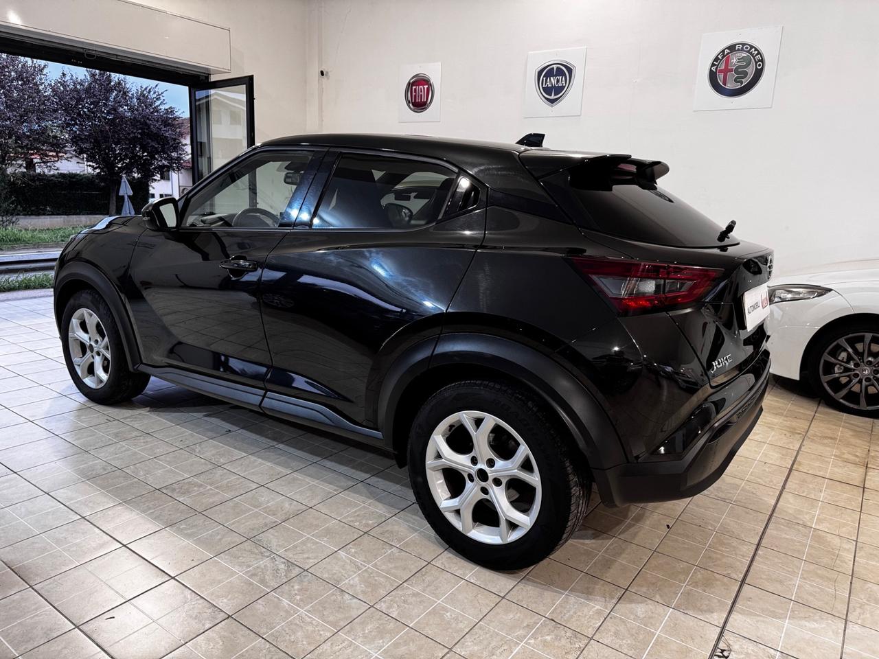 Nissan Juke 1.0 DIG-T 114 CV Tekna
