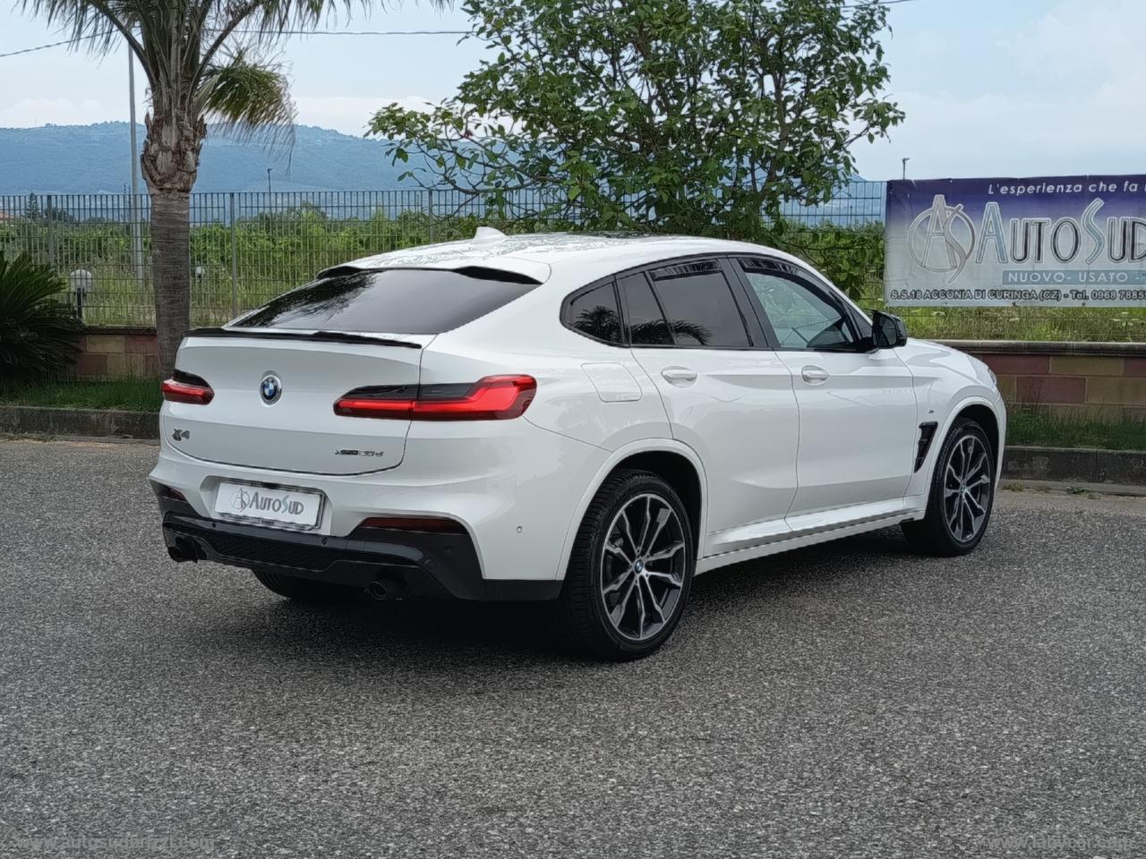 BMW X4 xDrive20d Msport TETTUCCIO PANORAMICO APRIBILE
