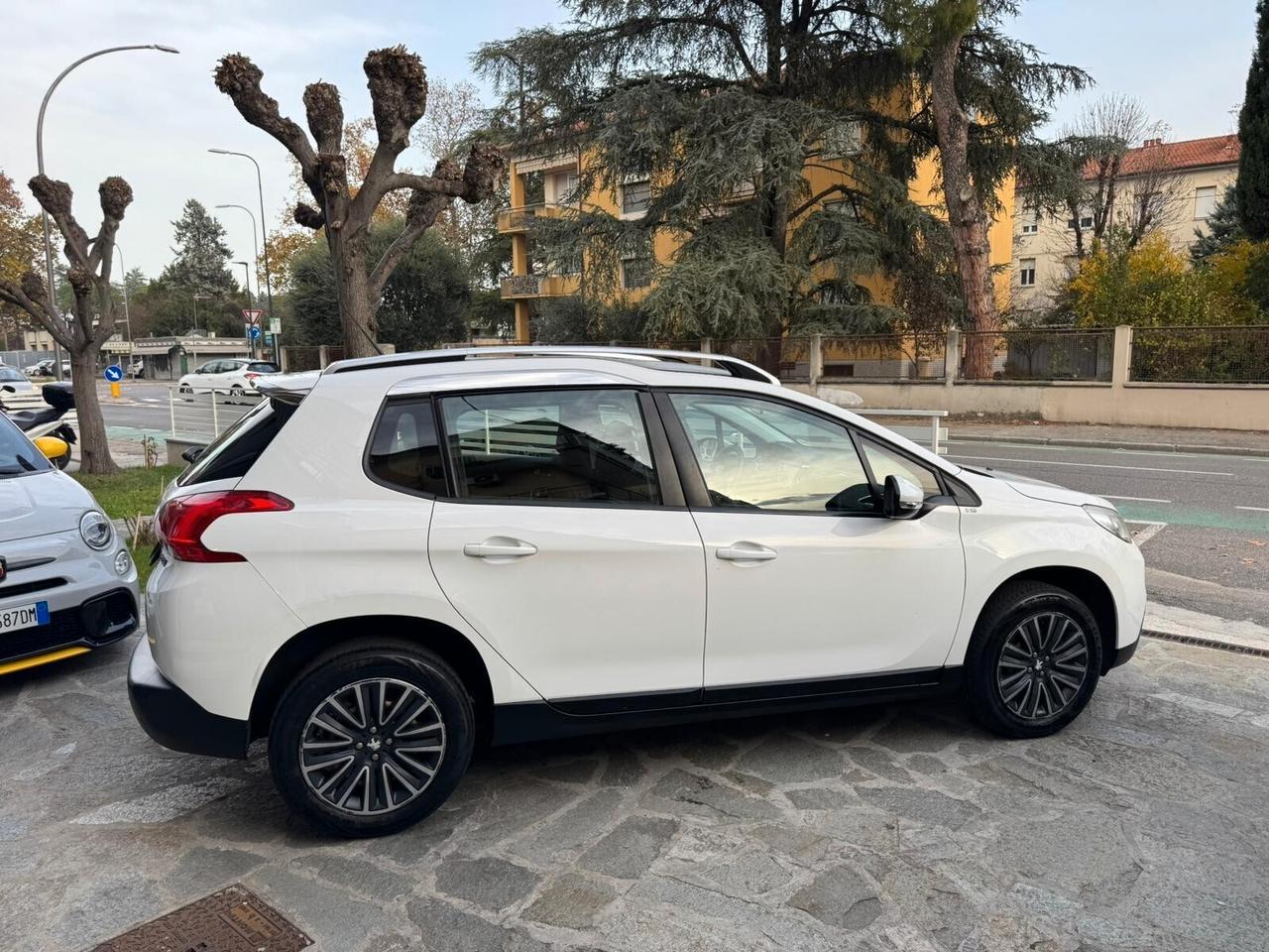 PEUGEOT 2008 BlueHDi 75 ACTIVE