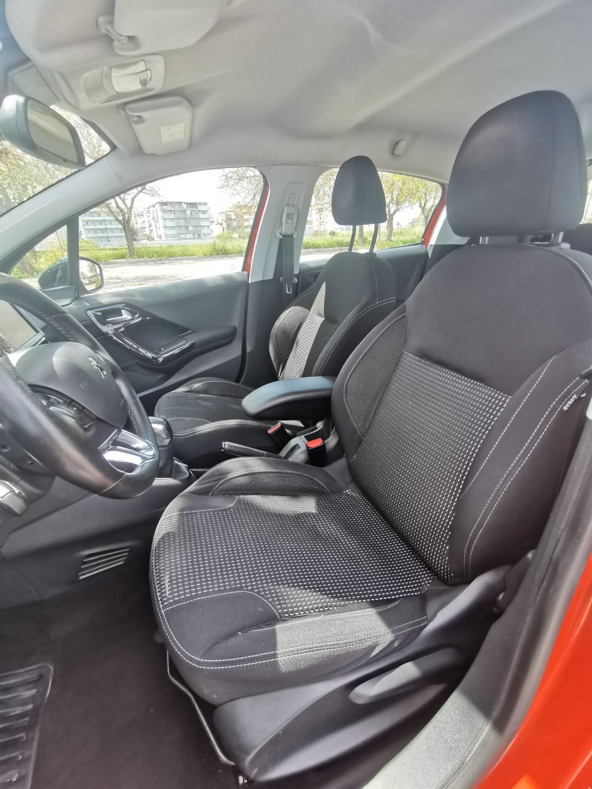 Peugeot 208 BlueHDi 75 5 porte Active - 2015