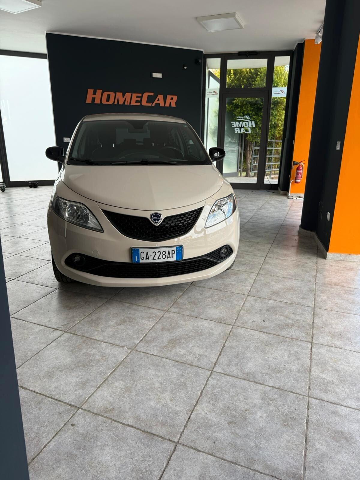 Lancia Ypsilon 1.2 69 CV 5 porte S&S Platinum NUOVA