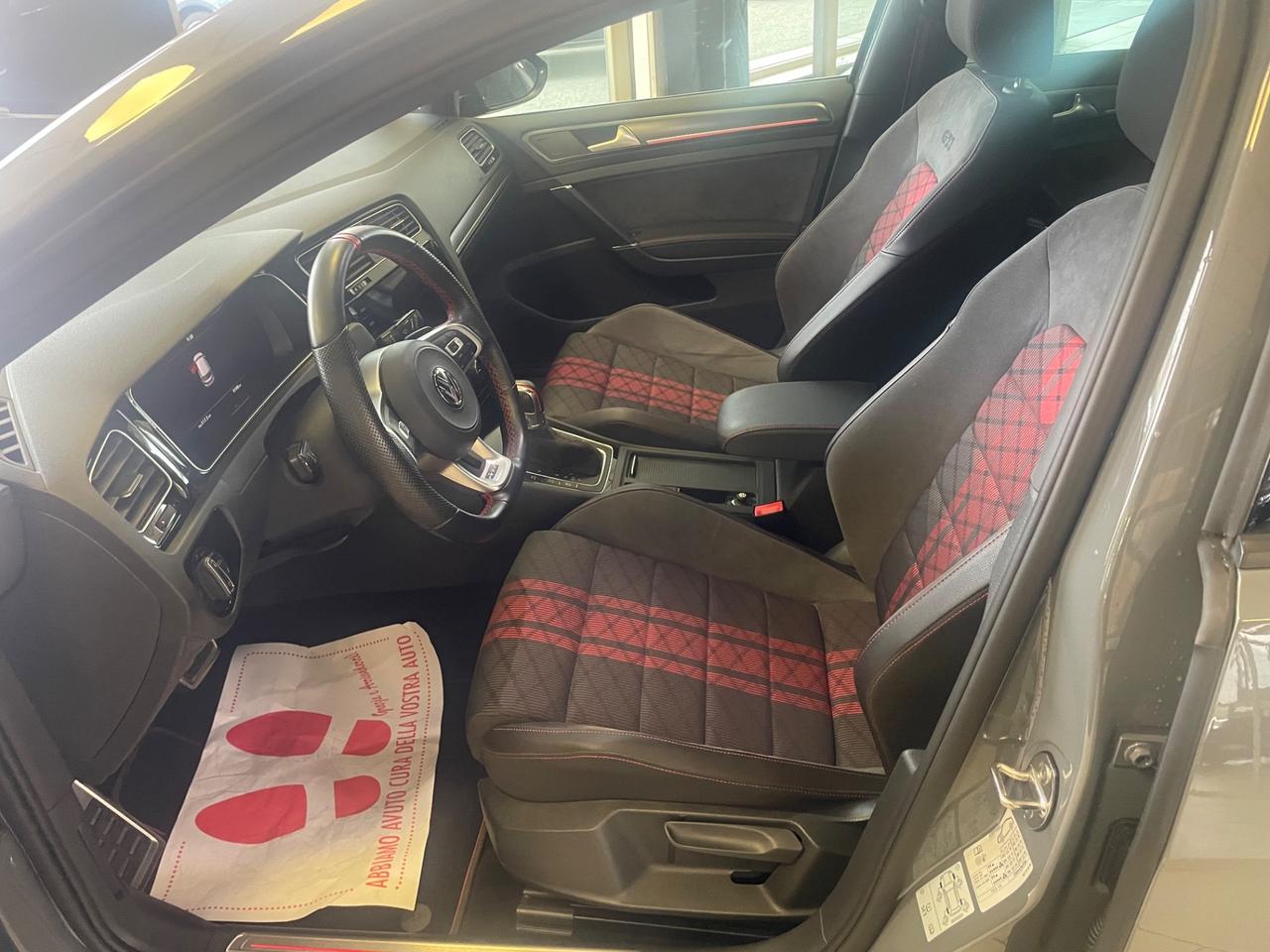 Volkswagen Golf GTI Golf GTI 2.0 TSI TCR DSG 5p. - Nessun vincolo -