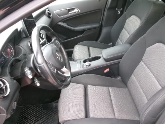 Mercedes-benz GLA 200 d Automatic Premium