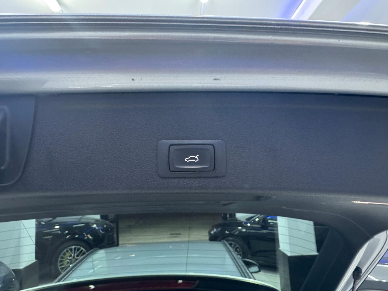 Audi A4 2.0 TDI 150 CV ultra Sport