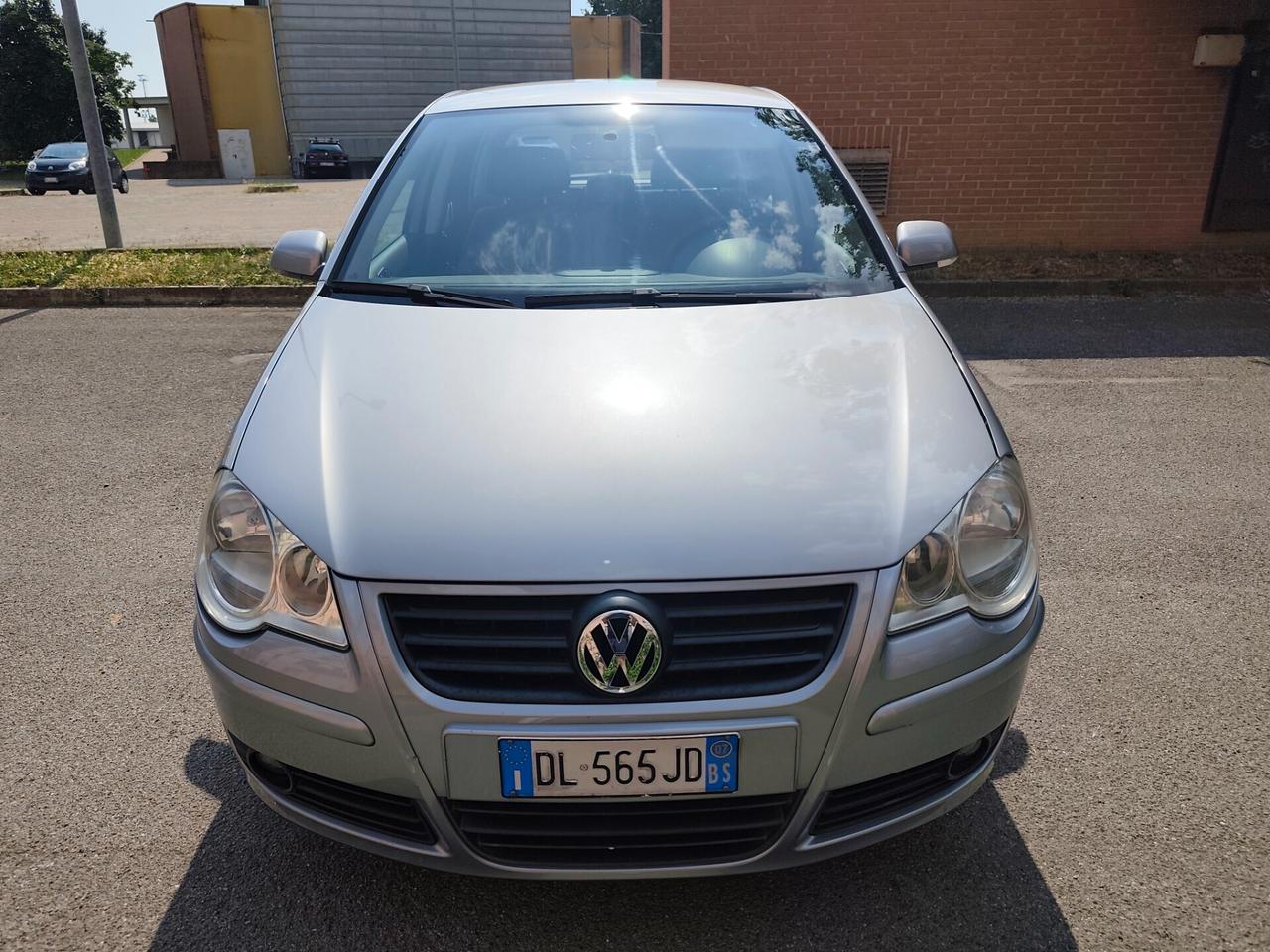 Volkswagen Polo 1.2 Benz 5 porte euro 4 neopatentati