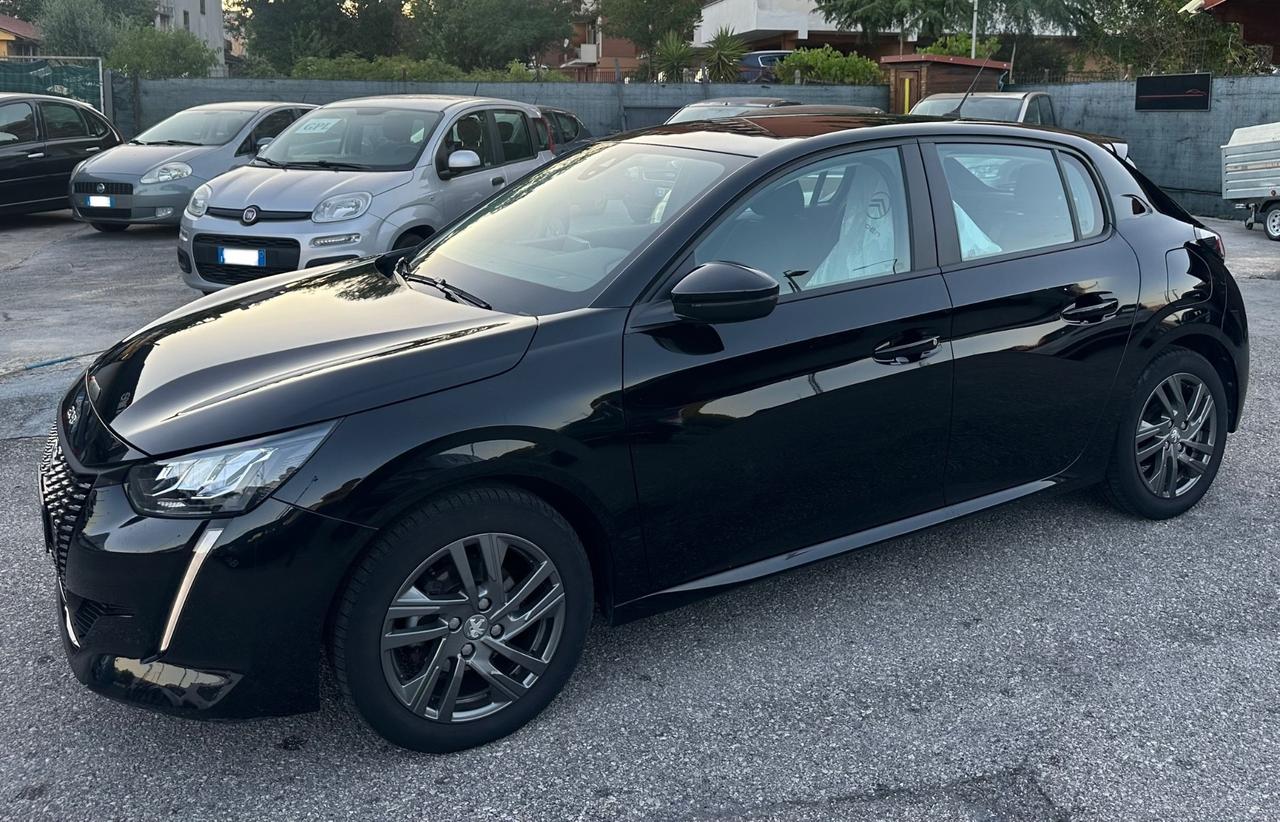 Peugeot 208 PureTech Allure 2022 garanzia 10 Anni