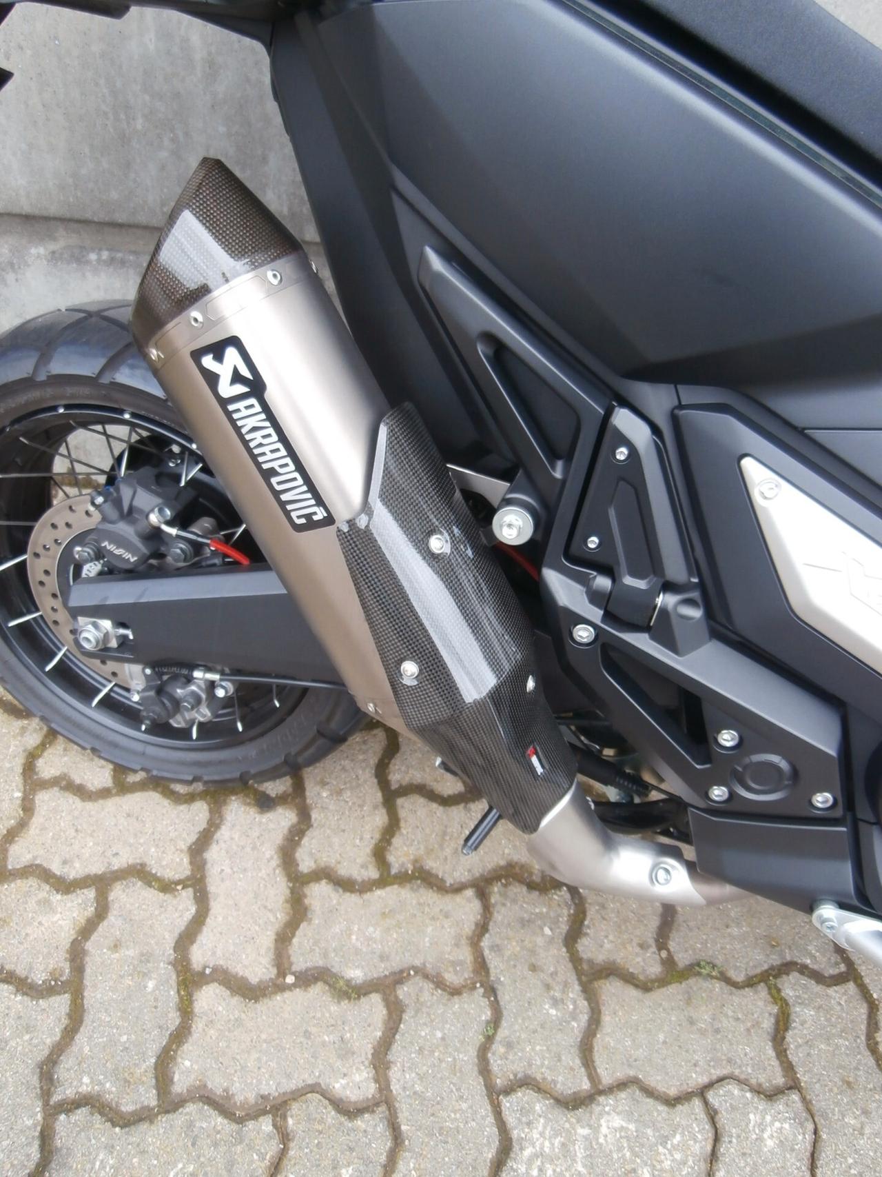 Honda X-ADV 750 (2018 - 20) 2020 passaggio incluso.