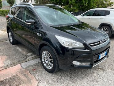 Ford Kuga 2.0 TDCI 140 CV 4WD Titanium