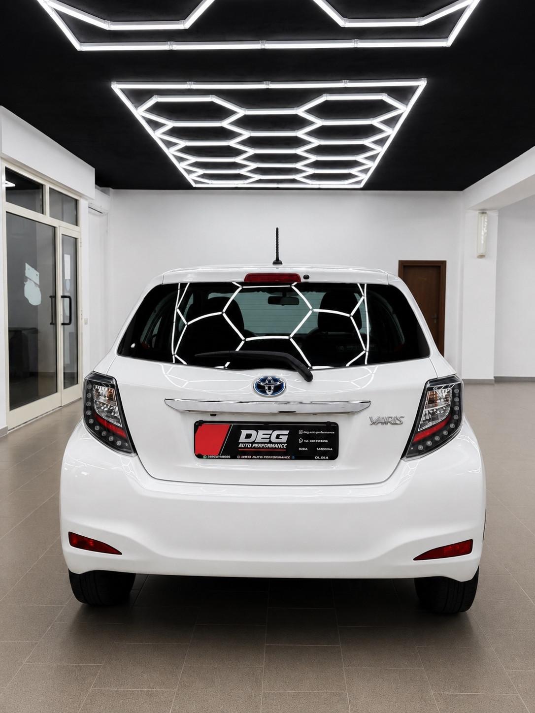 Toyota Yaris 1.5 Hybrid 5 porte Lounge