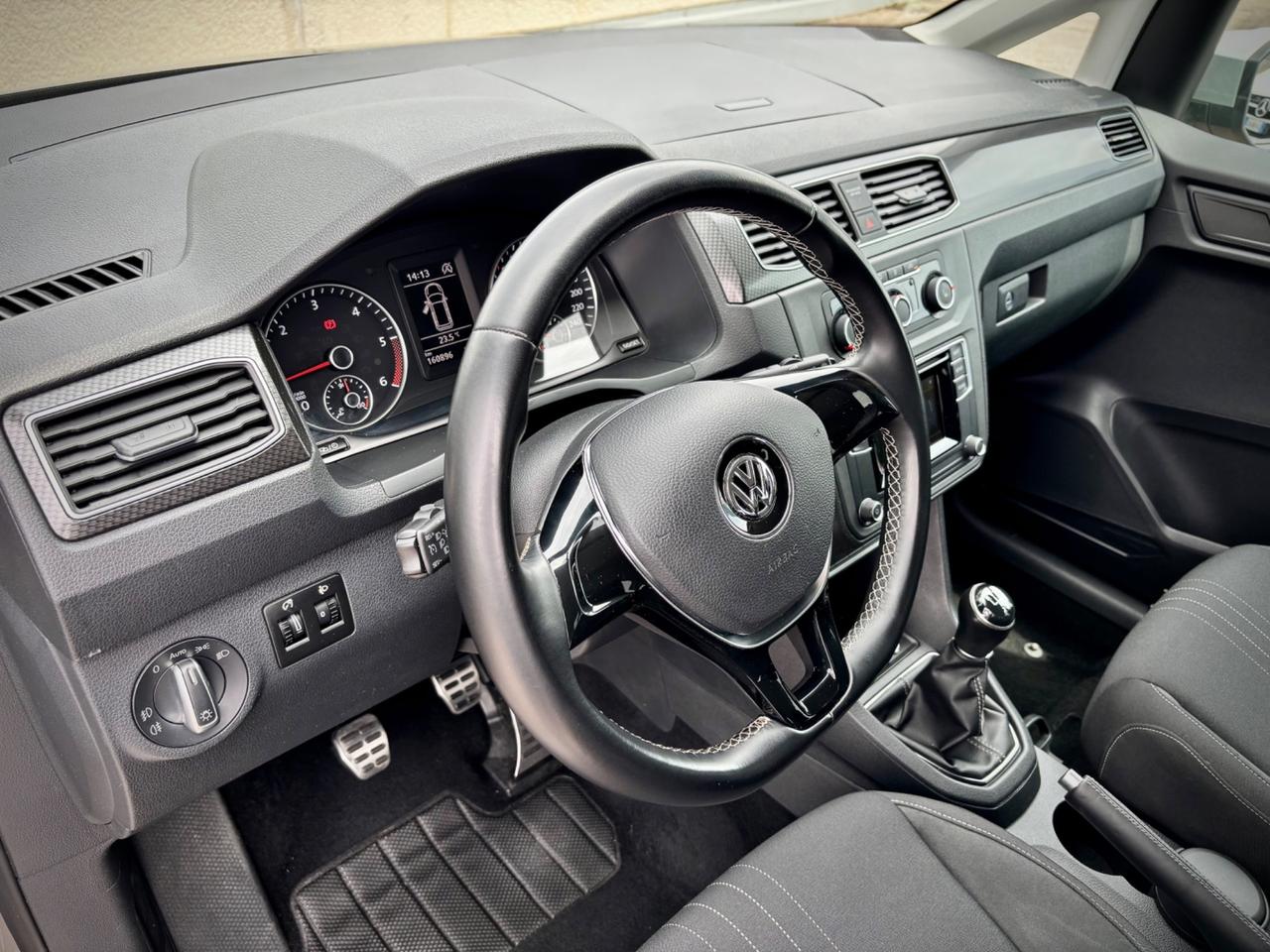 Volkswagen Caddy 2.0 TDI 150 CV Alltrack "Gancio/WinterPack3/Webasto"
