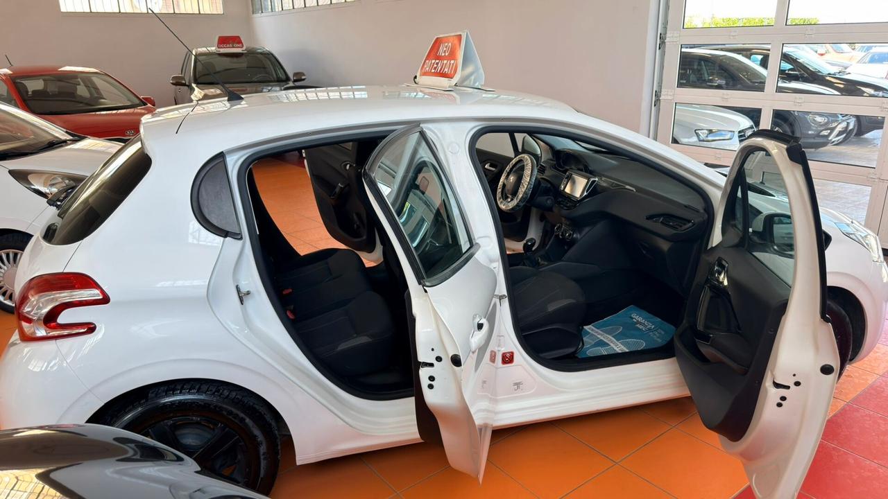 Peugeot 208 1.4 HDi 68 CV 5 porte Active