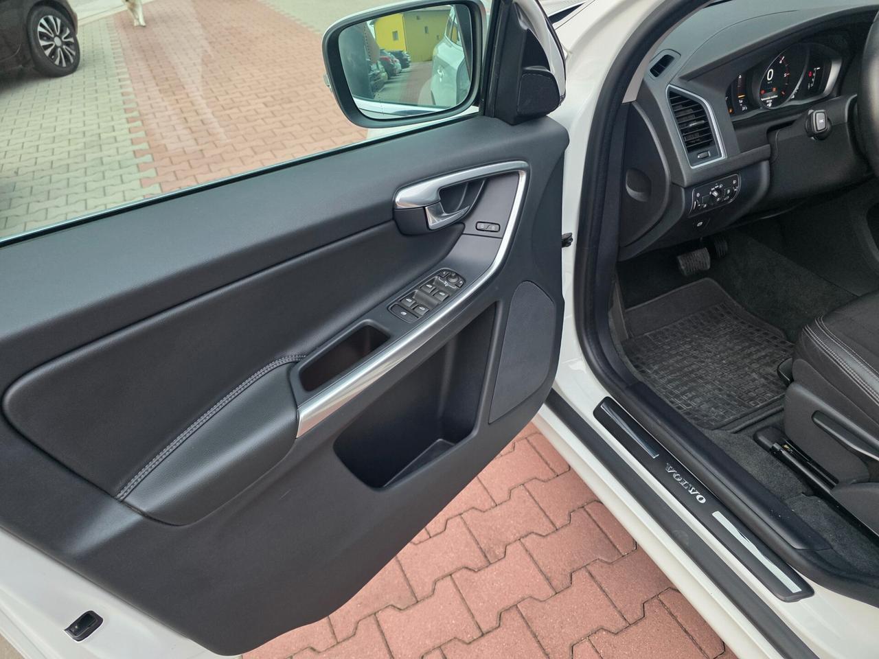 Volvo XC 60 XC60 2.0D150cv perfetta e garantita 12M