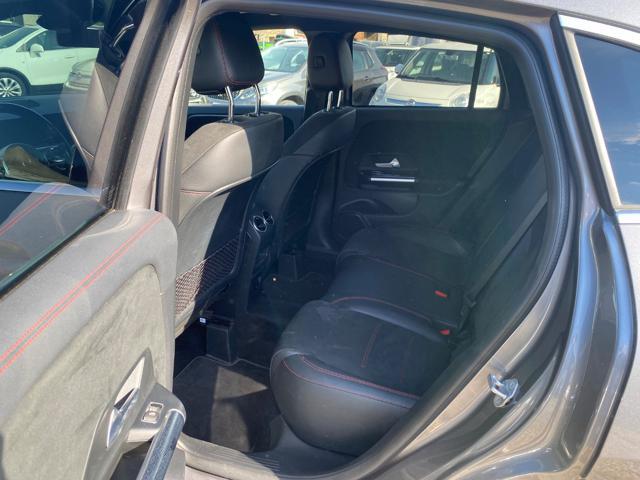 MERCEDES-BENZ GLA 200 d Automatic Premium AMG LINE