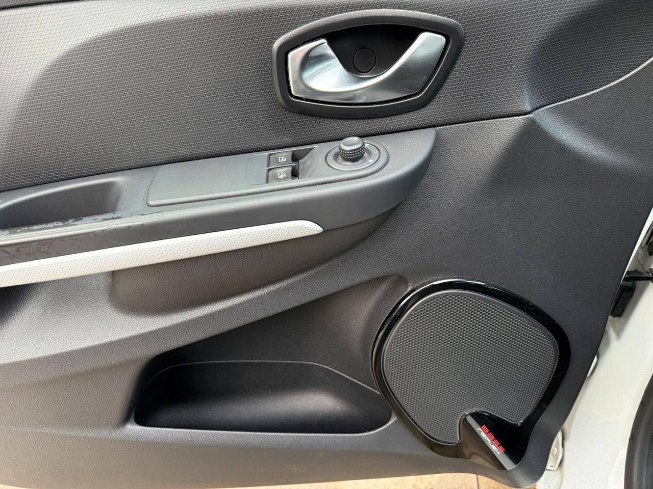 Renault Clio 5p 1.5 dci EURO 6 Duel 75cv