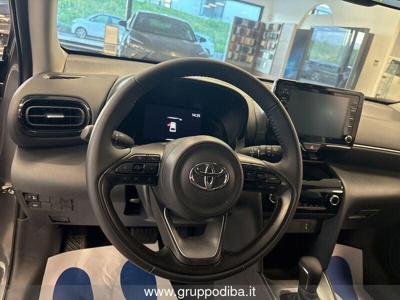 Toyota Yaris Cross 1.5H 2WD BUS MY22