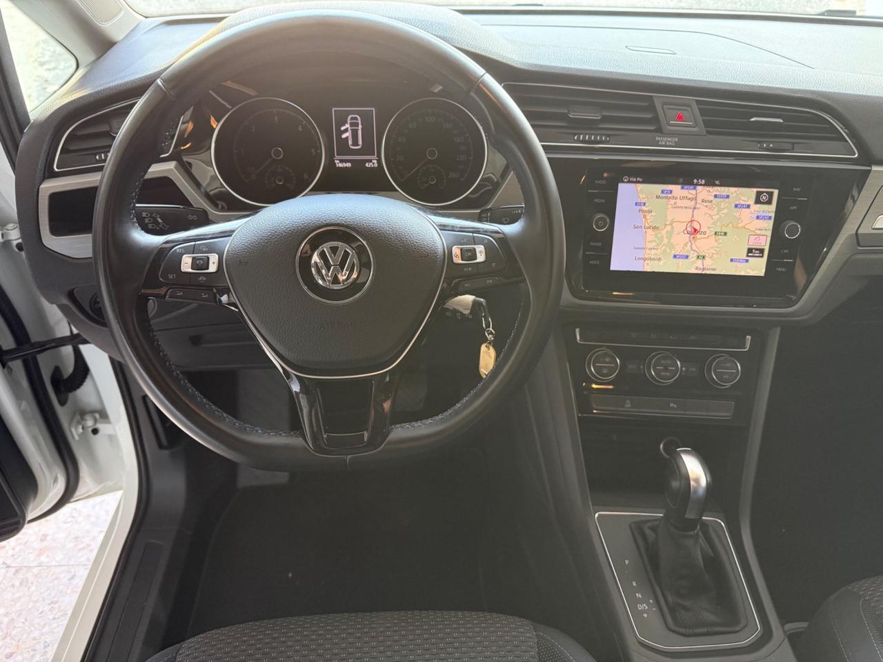 Volkswagen Touran 2.0 TDI DSG 2020
