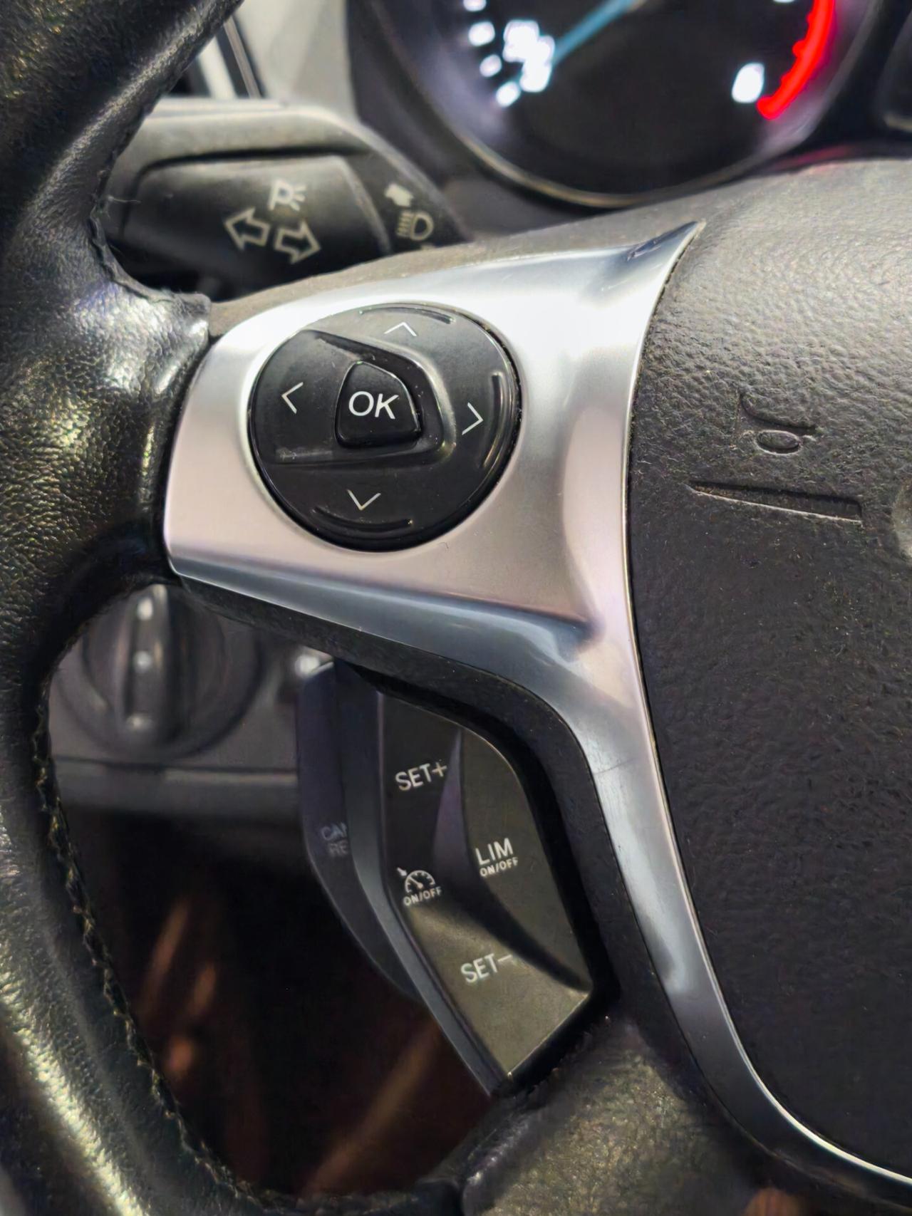 Ford Kuga 2.0 TDCI 120 CV S&S 2WD Titanium