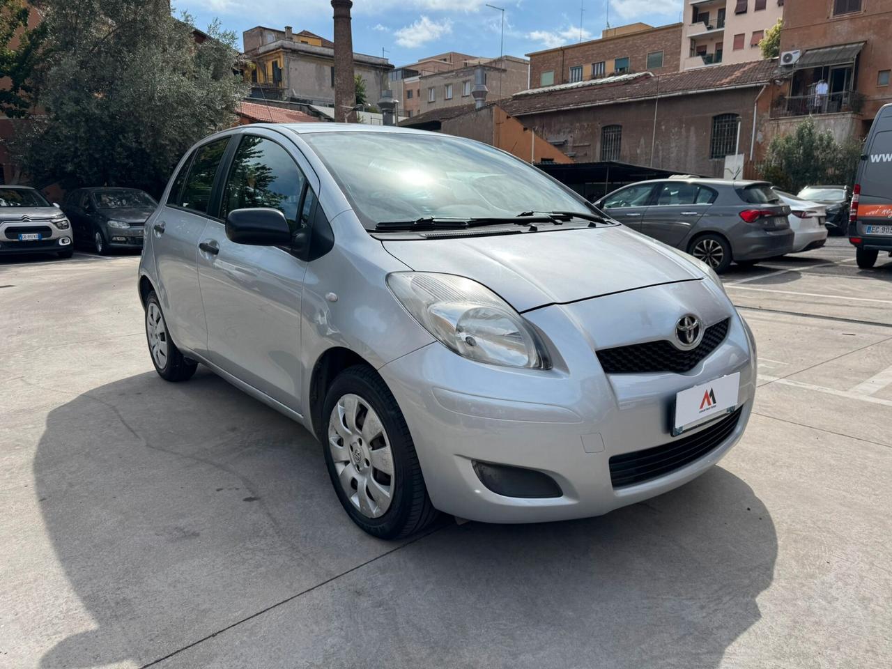 TOYOTA YARIS 1.0 5p. SOL *PREZZO REALE*