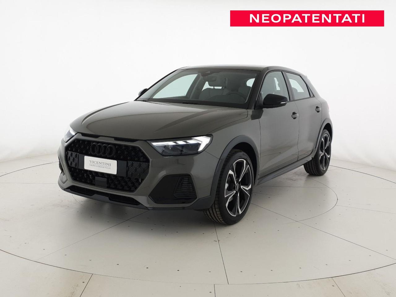 Allstreet 30TFSI 116CV S tronic Identity Contrast