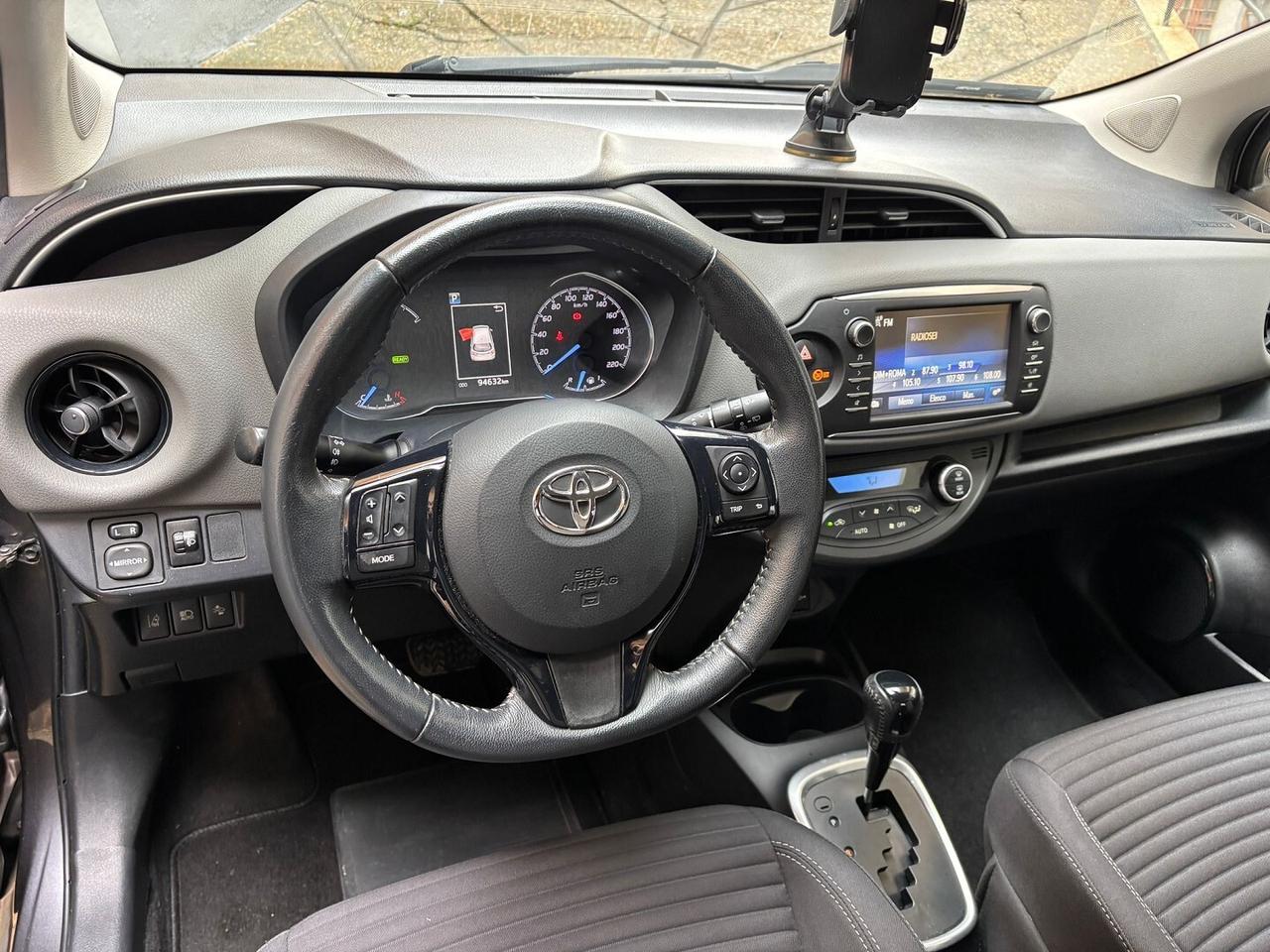 Toyota Yaris 1.5 hybrid NO VINCOLO FINANZIAMENTO