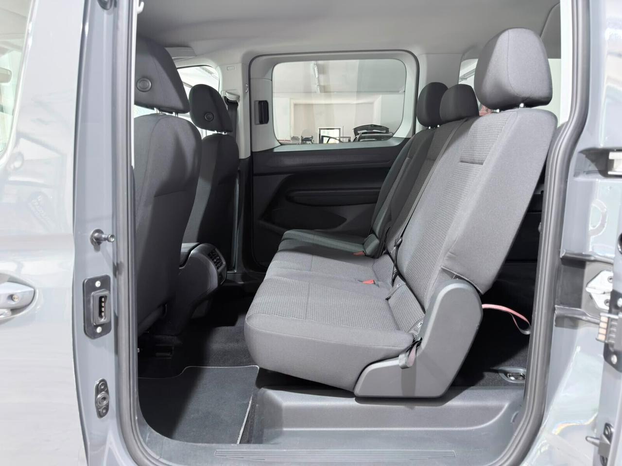 VW CADDY MAXI 2.0TDI 122CV DSG GANCIO TRAINO 2023