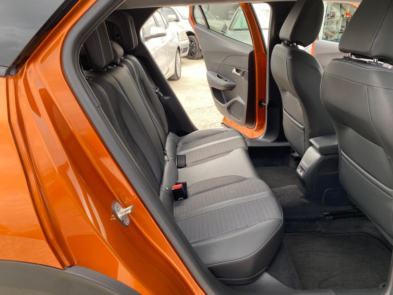 Peugeot 2008 BlueHDi 110 S&S Allure Pack IVA ESPOSTA UNICO PROPRIETARIO