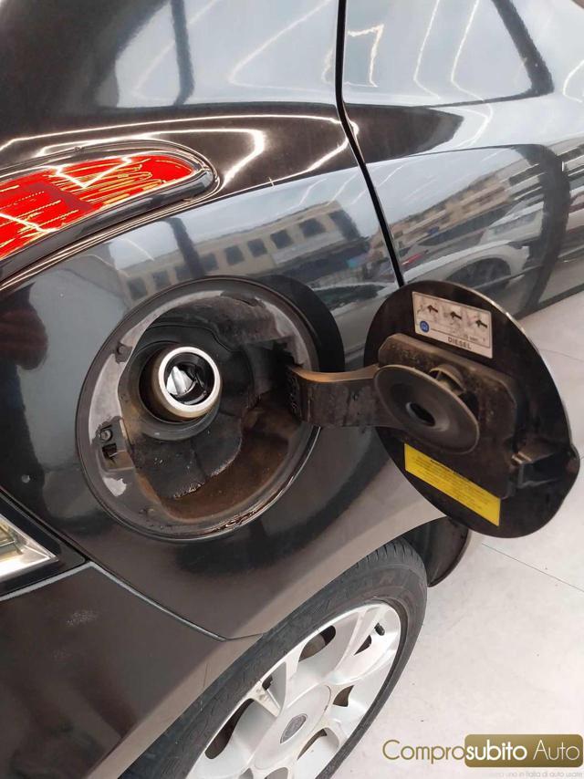 LANCIA Ypsilon 1.3 MJT 16V 95 CV (Garanzia 12 Mesi)