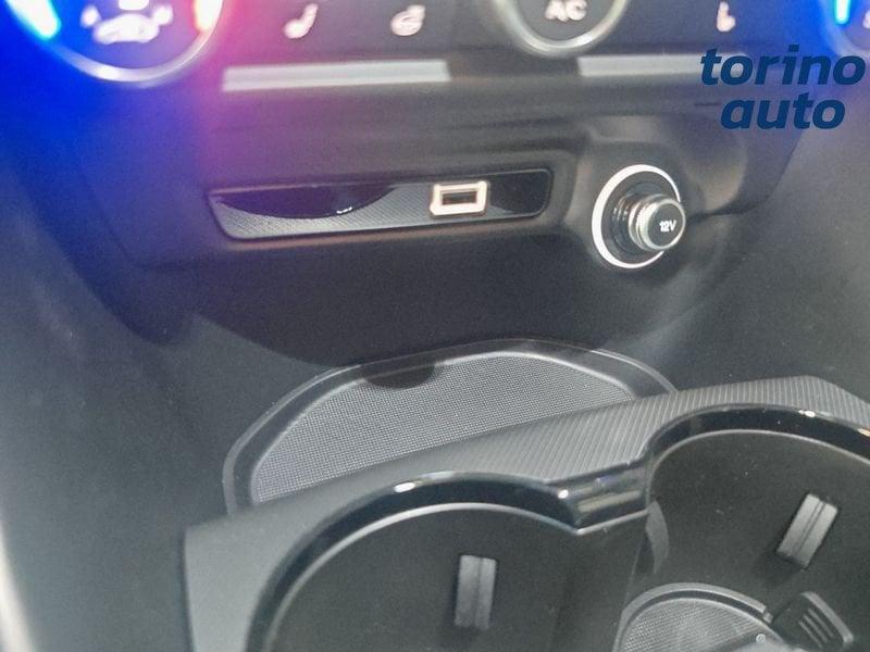 Alfa Romeo Giulia Giulia 2.2 Turbodiesel 210 CV AT8 AWD Q4 Veloce