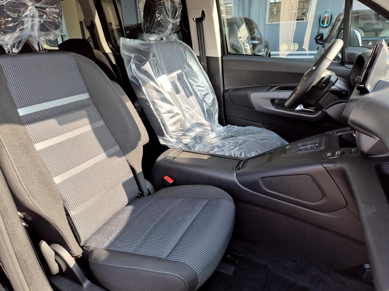 Fiat Doblo QUBO - Doblò 7 POSTI 1.5 d '' La Prima'' KM ZERO