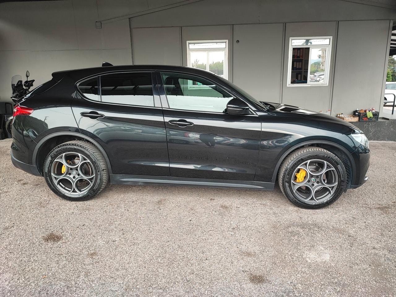 Alfa Romeo Stelvio 2.2 Turbodiesel 210 CV AT8 Q4 Super