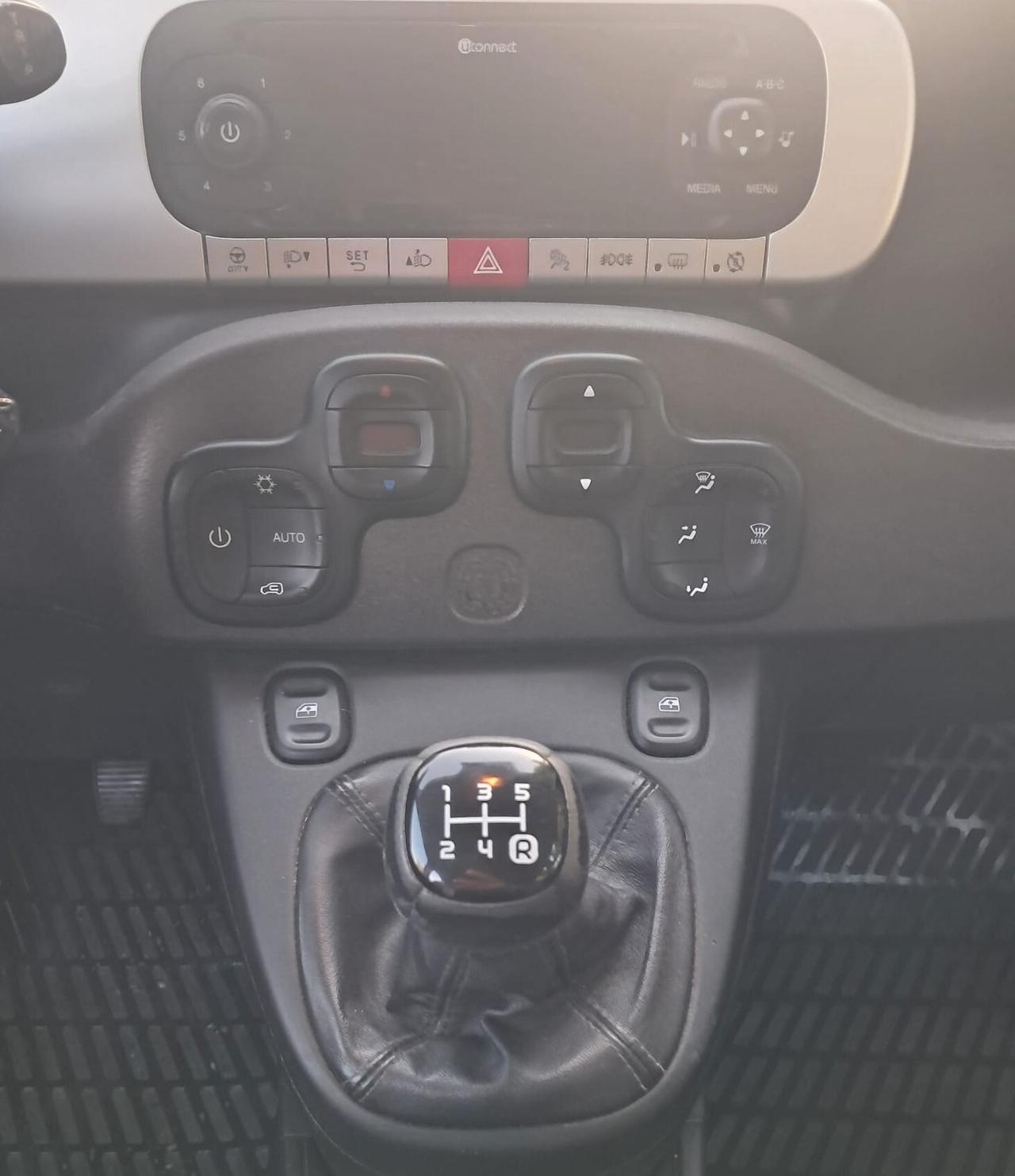 Fiat Panda 1.3 M-Jet Cross 4x4 con gancio traino