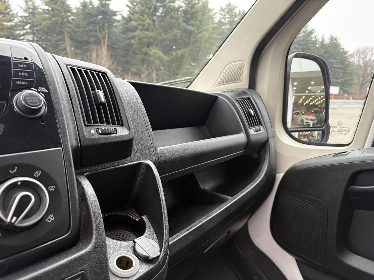 Peugeot Boxer III (II 2011) 335 2.2 bluehdi 140cv S&S L3H2