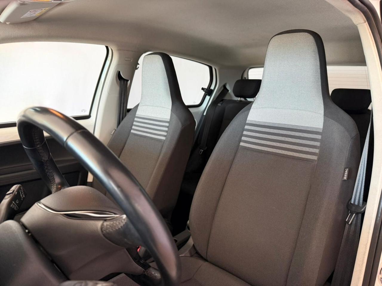 Volkswagen up! e-up! 82 CV