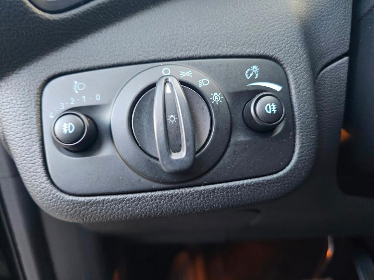 FORD KUGA 1.5 TDCI 120CV TITANIUM SPORT EDITION