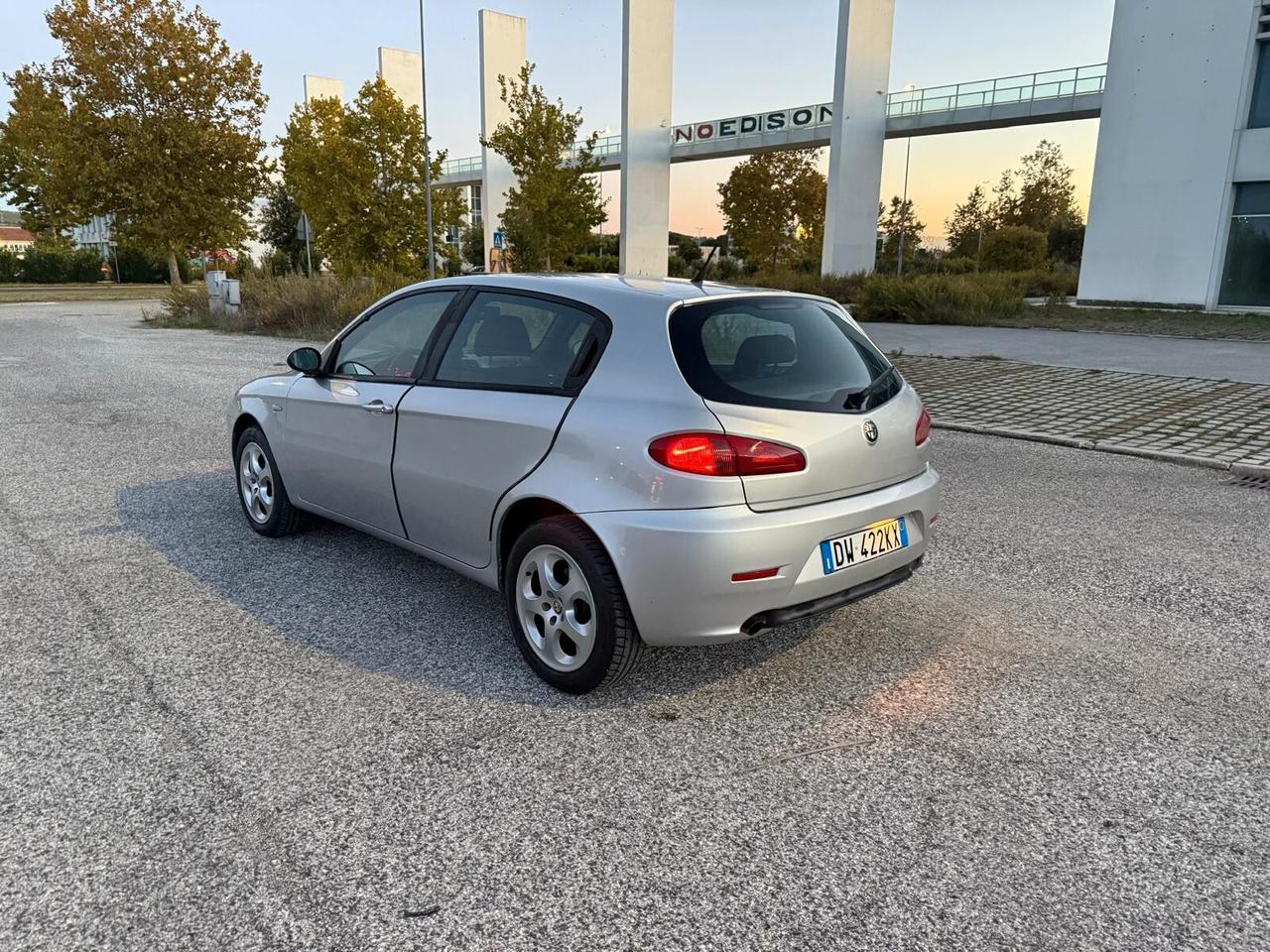 Alfa Romeo 147 1.6 16V TS (105) 5 porte Progression