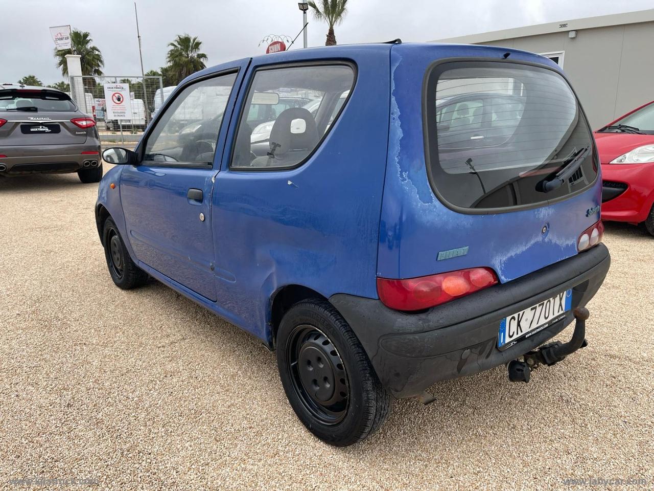 FIAT Seicento 900 CON GANCIO TRAINO
