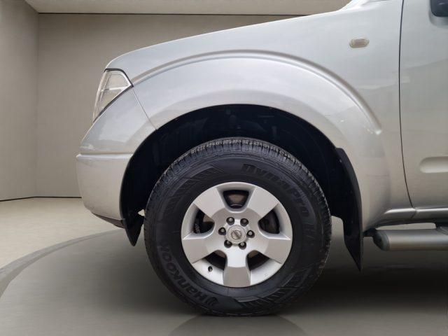 NISSAN Navara 2.5 dCi 4 porte Double Cab LE