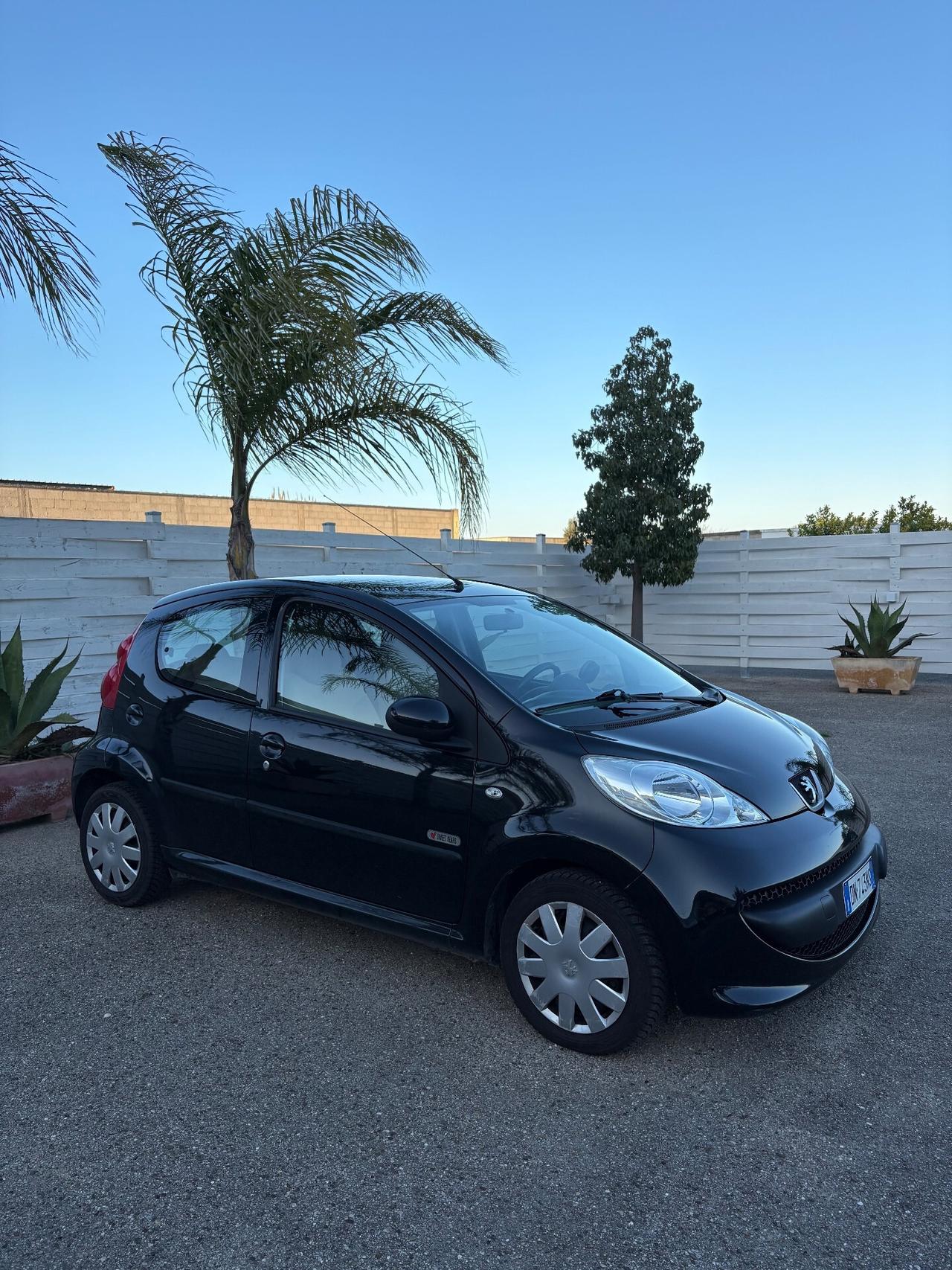 Peugeot 107 1.0 benzina 5p. In perfette condizioni