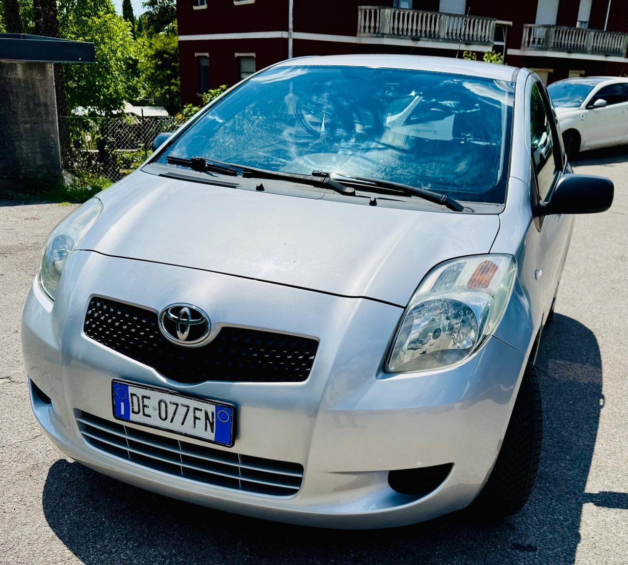 Toyota Yaris 1.0 3 porte Ok Neopatentati