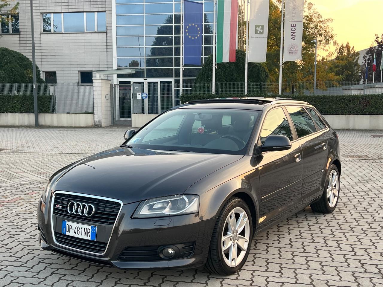 Audi A3 SPB 2.0 16V TFSI S tronic Ambition