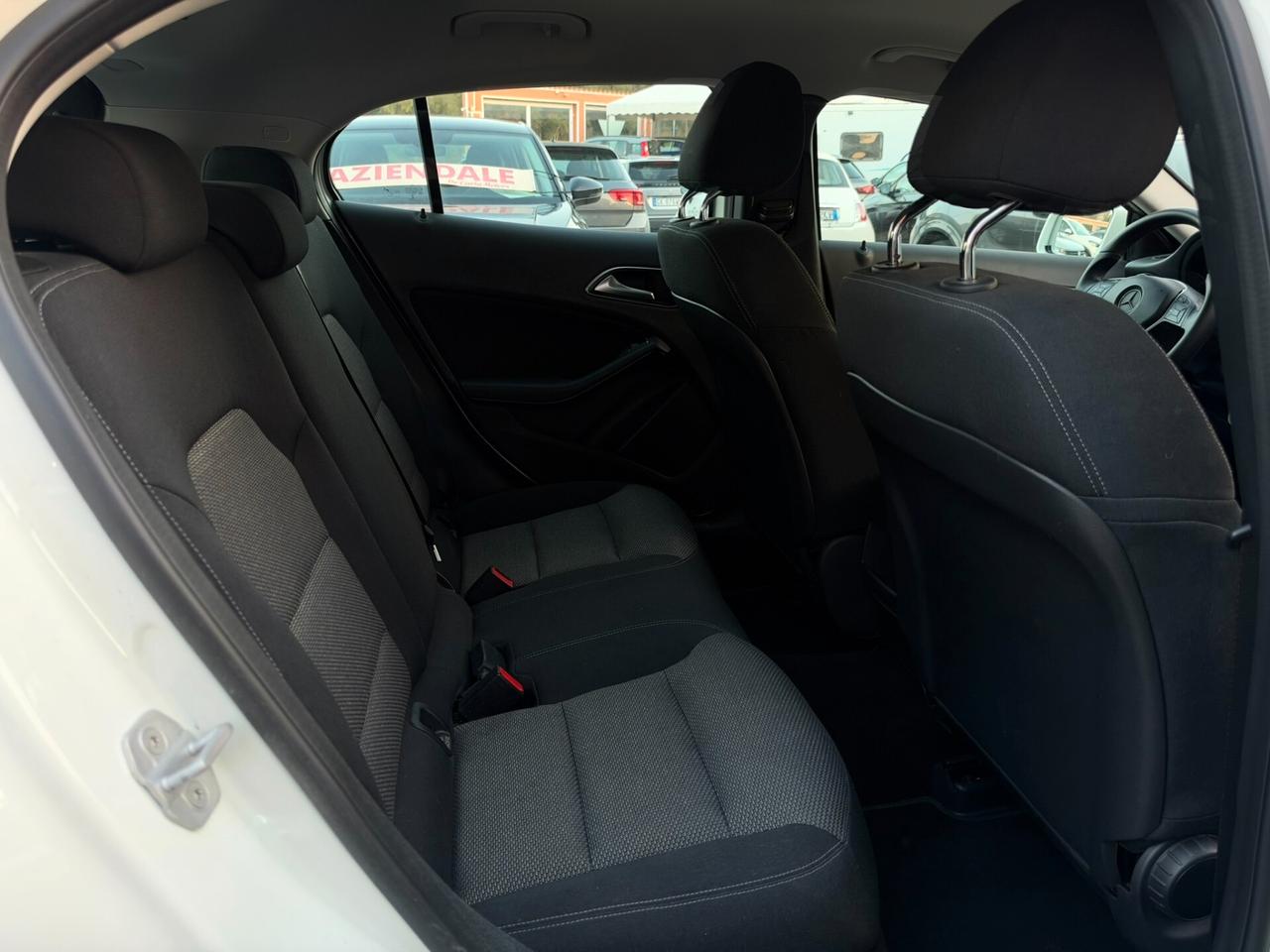 Mercedes GLA 180d Automatic 110CV Executive - 2015