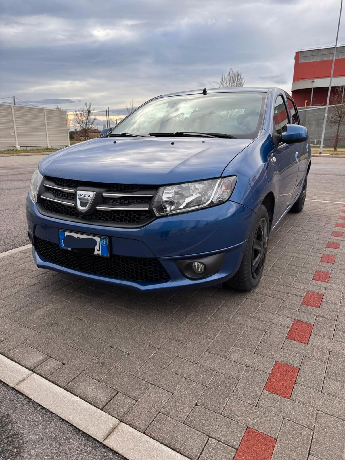 DACIA SANDERO GPL 2014 OK NEOPATENTATI GARANZIA 12 MESI