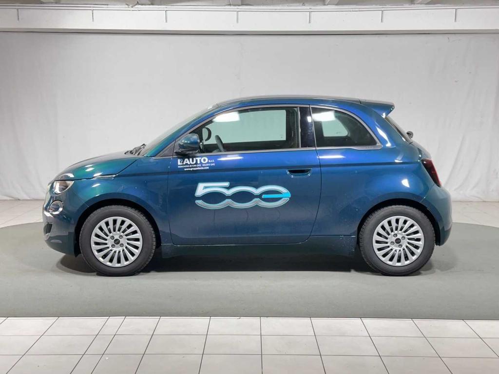 Fiat 500 e 42 kWh