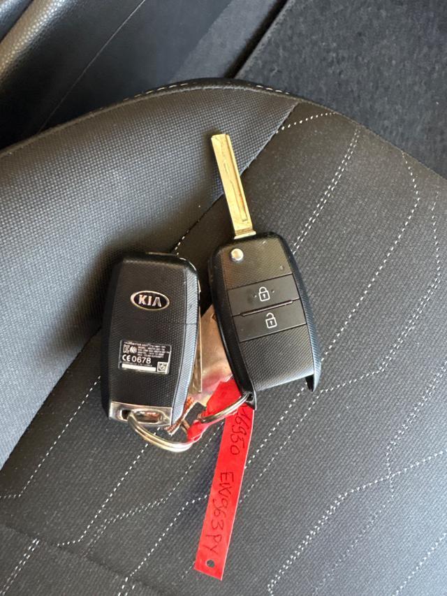 KIA Picanto 1.0 12V 5 porte Glam OK NEOPATENTATI EURO 5