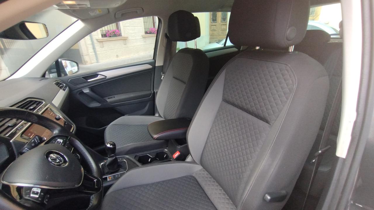 Volkswagen Tiguan 2.0 TDI SCR R-LINE BlueMotion Technology