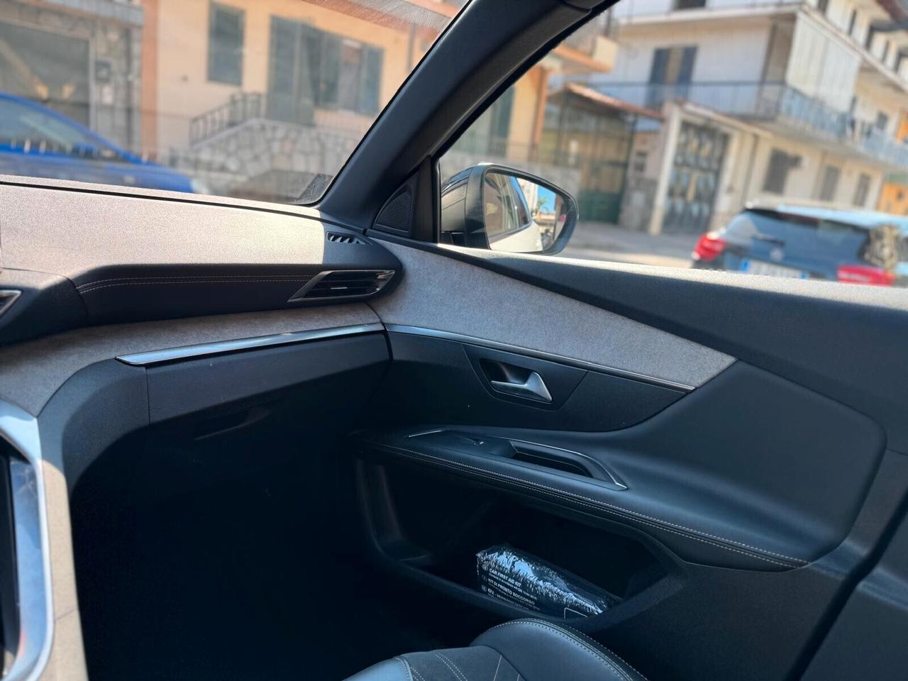 Peugeot 3008 BlueHDi 130 S&S EAT8 GT