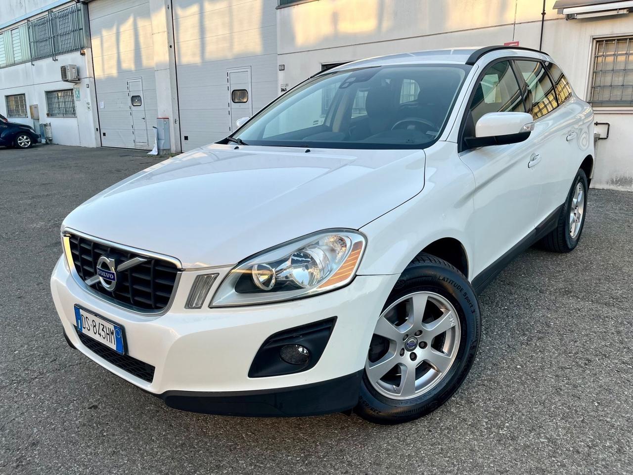 Volvo XC60 2.4d 2008 320.000km 4x4 perfettamente funzionante