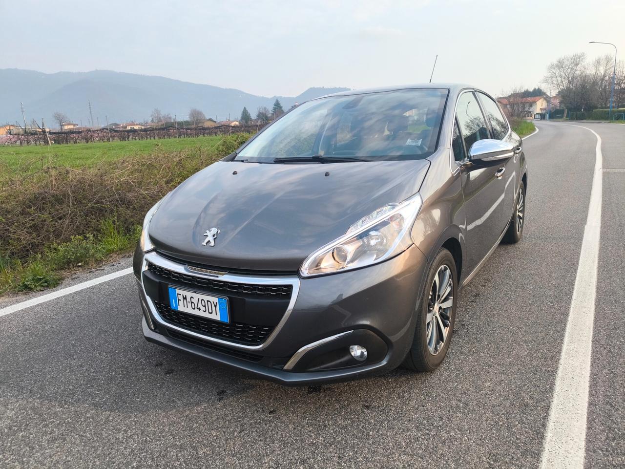 PEUGEOT 208 1,6 BLUE HDI- ALLURE-OK NEOPATENTATI- EURO 6