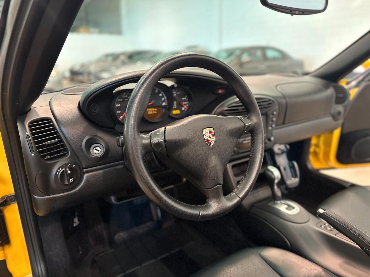 Porsche Boxster 2.7i 24V cat
